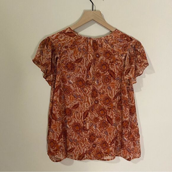 Joie Metallic Shimmer Floral Flutter Sleeve Blouse - Picture 5 of 8